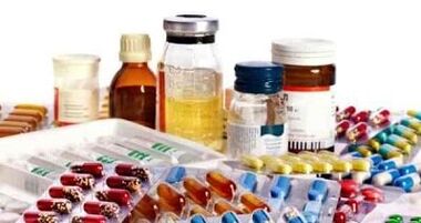 Treatment of cystitis in women with medication